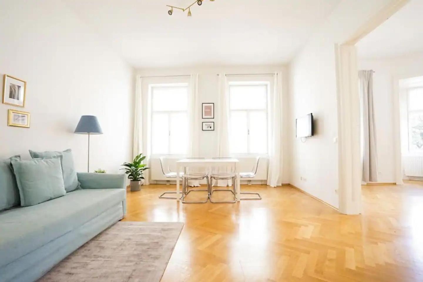 Apartament Beautiful In *