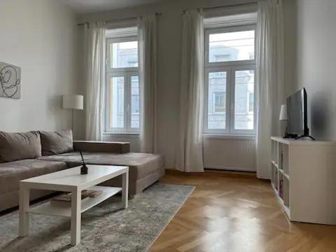 Apartment Beautiful In Wien