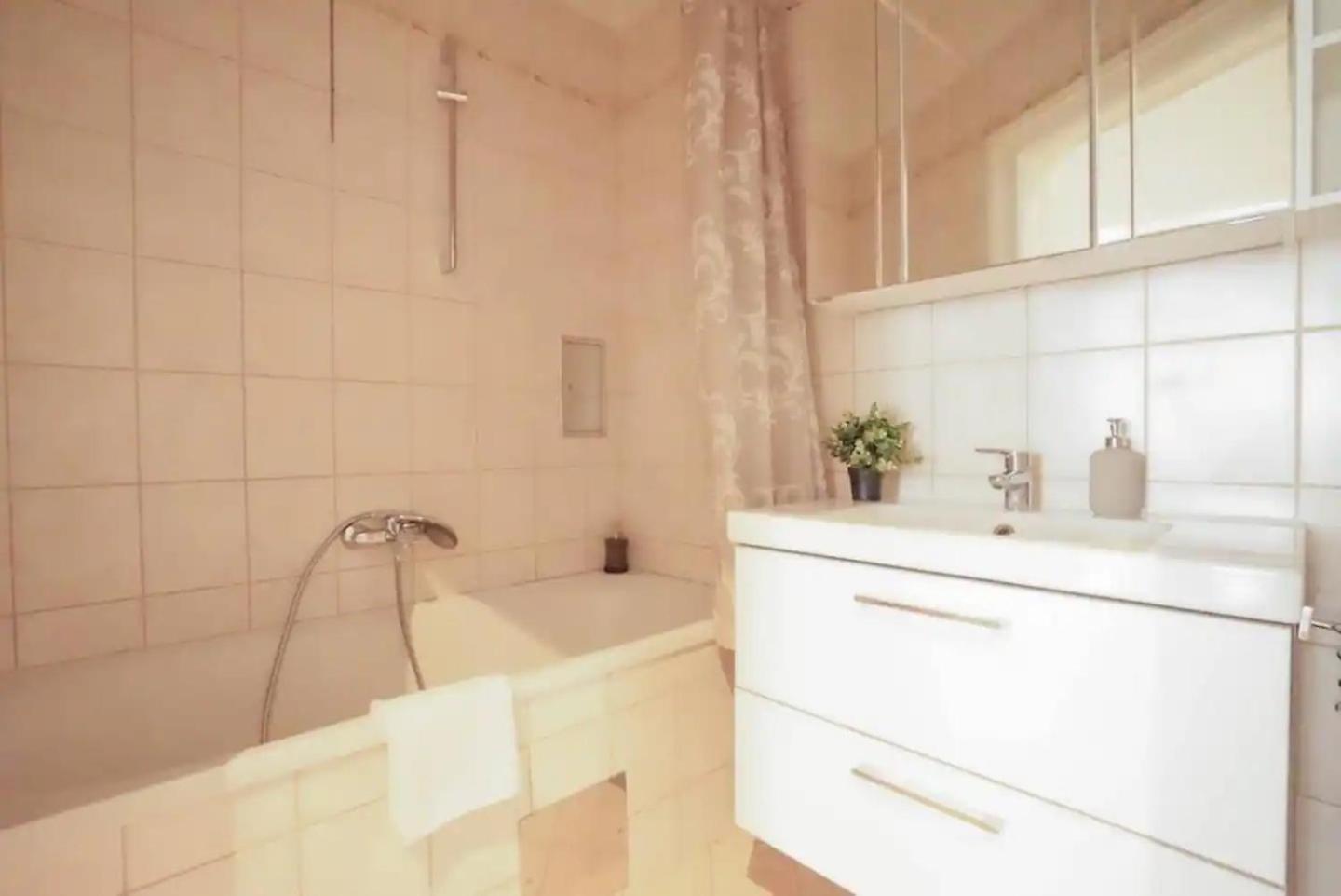 Beautiful In Apartment Wien